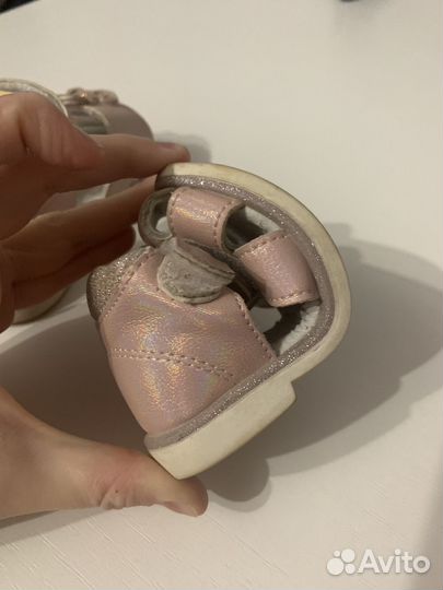Босоножки для девочки
