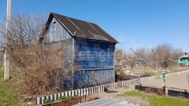 Дача 10 м² на участке 5 сот.