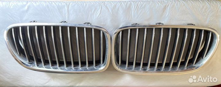 Решетка радиатор BMW