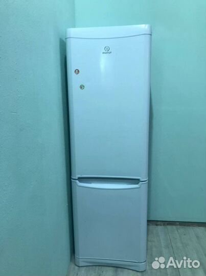 Холодильник Indesit no frost