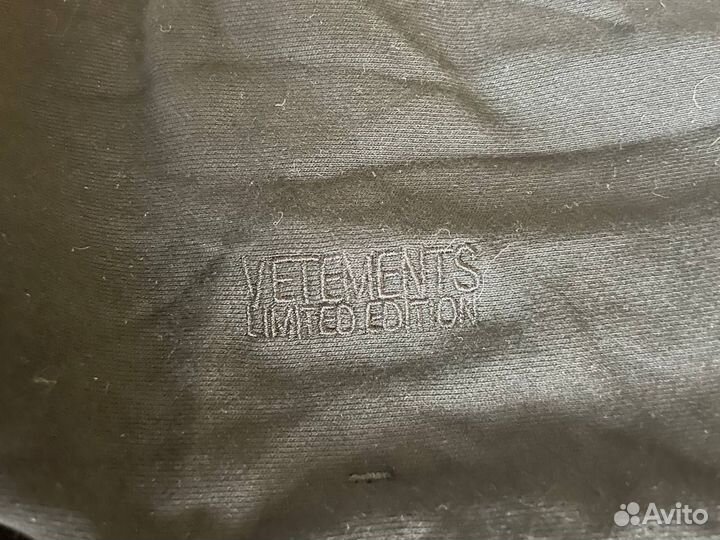 Худи Vetements со стразами