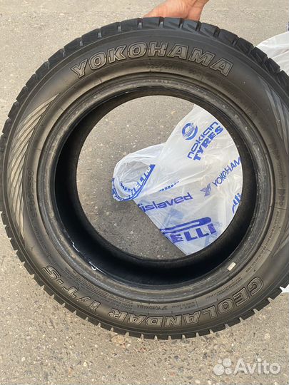 Yokohama Geolandar A/T G011 225/60 R17