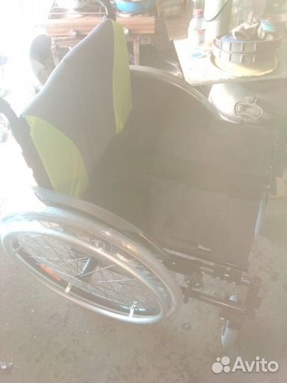 Продам новую коляску комнатная