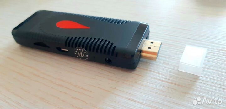 Тв приставка на андроиде озу 2гб, 16+64GB Stick