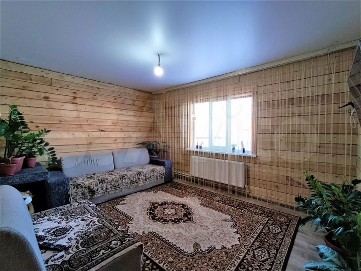 Дом 76 м² на участке 6 сот.