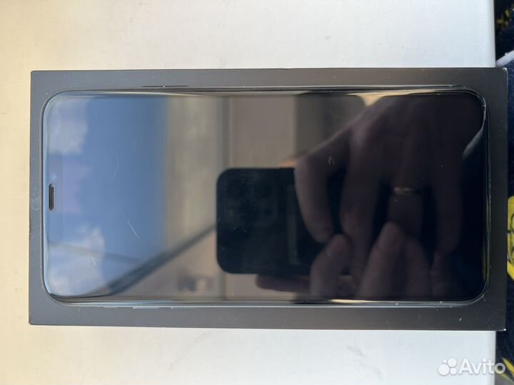 iPhone 11 Pro Max, 64 ГБ