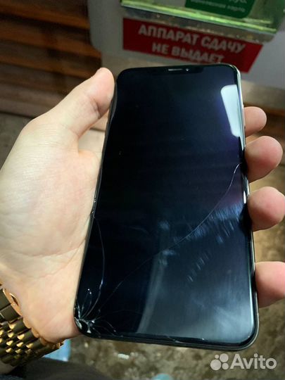 Телефон iPhone xs max