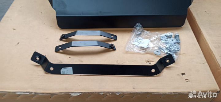 Защита трансмиссии Mitsubishi 15- MZ353000