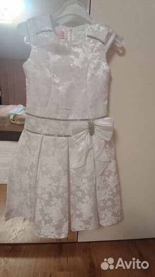 Нарядное платье для девочки 122 128