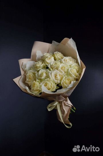 Букет из белых роз