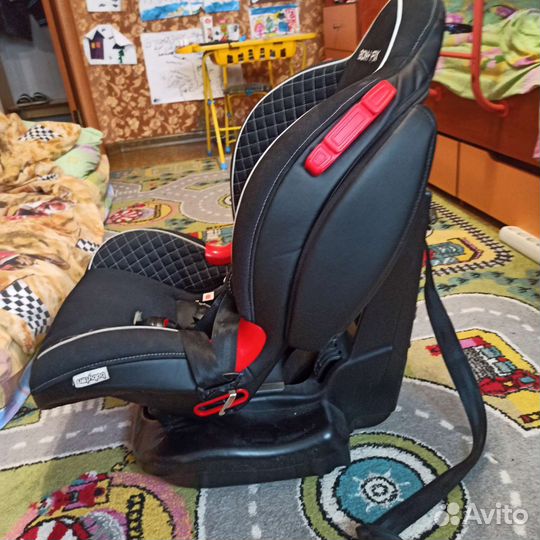Детское автокресло