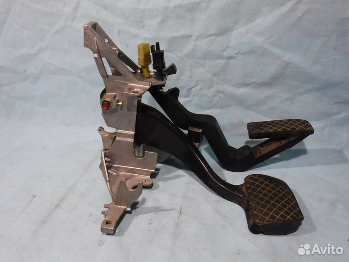 Педаль газ и тормоз Audi A6 c5 / Ауди А6 с5 ц5
