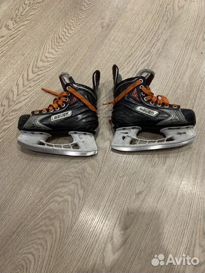 Хоккейные коньки bauer vapor x100