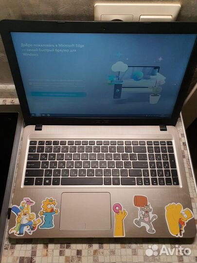 Asus 15.6/ Core i3/ 8GB/ SSD 256GB/ 1TB/ GF 920M