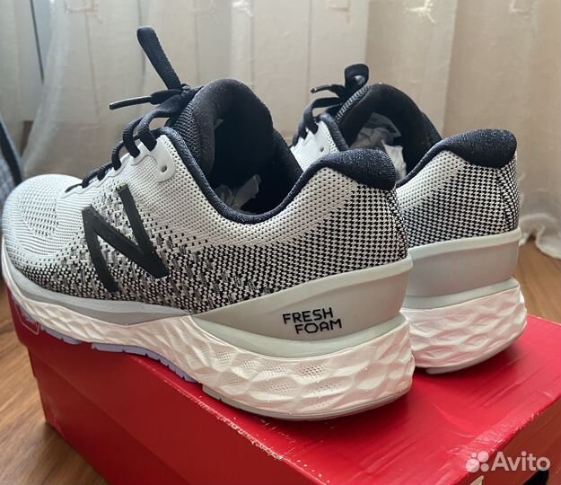 Кроссовки new balance оригинал W880