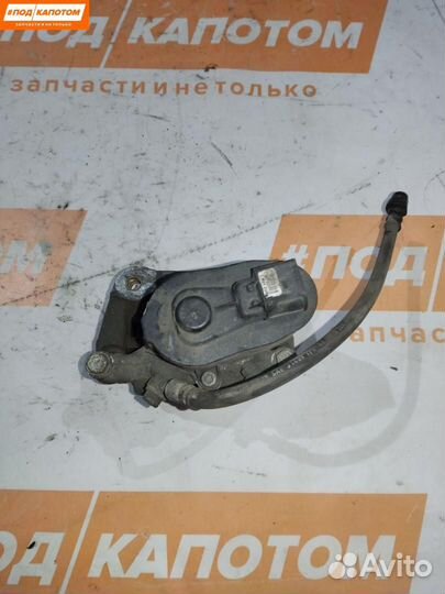 Суппорт тормозной задний правый Volvo S60 2011