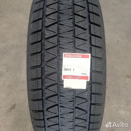 Bridgestone Blizzak DM-V3 255/55 R19 T