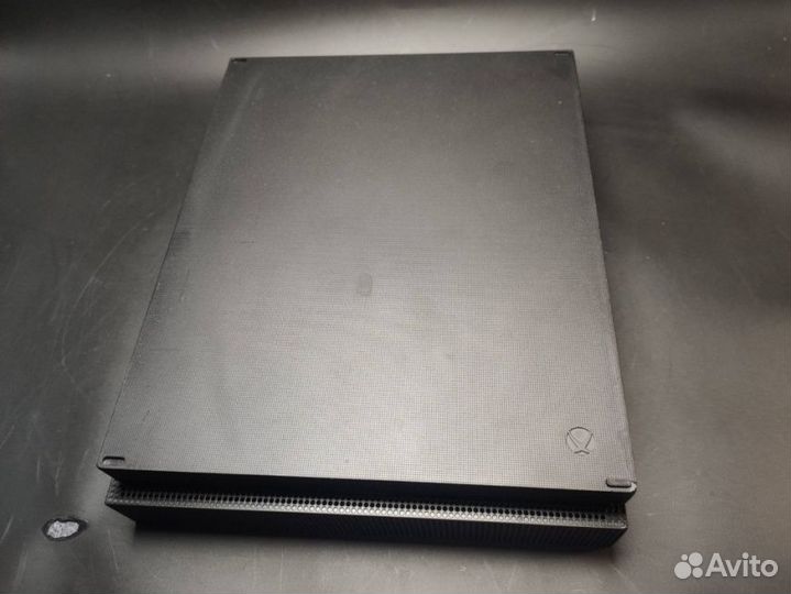 Игровая приставка Microsoft Xbox One X 1000 гб, че