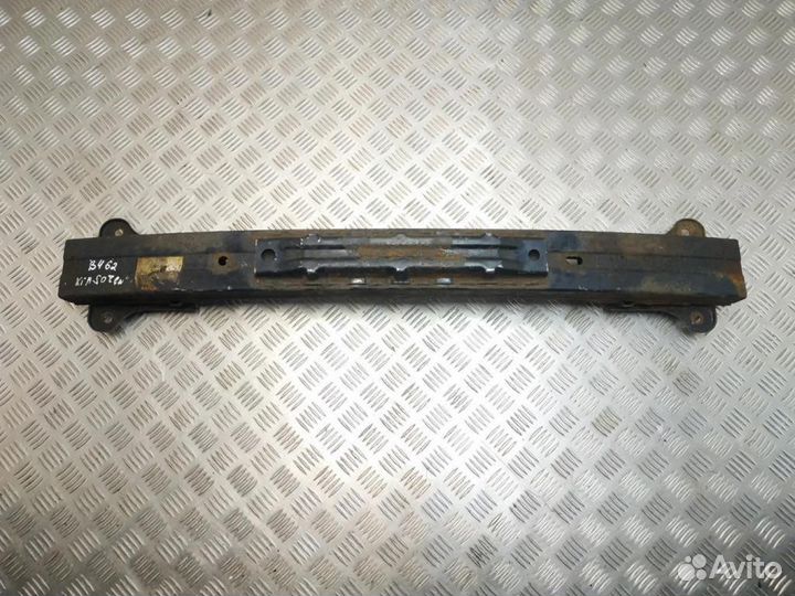 Усилитель переднего бампера Kia Sorento рест. 2007