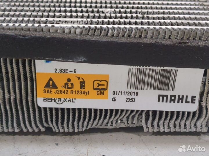 Радиатор кондиционера салона Cadillac XT5, 2018