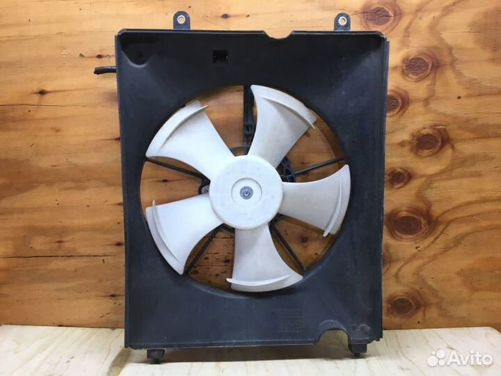 Диффузор радиатора Honda Stepwgn RK5 R20A 2013