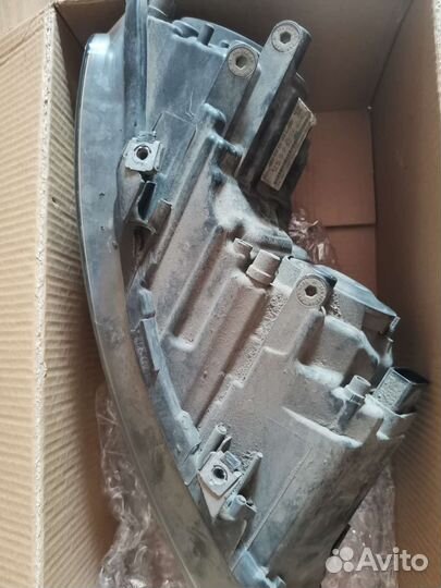 Фара передняя правая, левая volkswagen polo 17