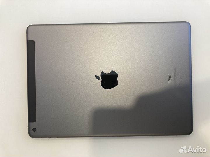 Планшет Apple iPad 10.2 Wi-Fi+Cellular 32GB Space