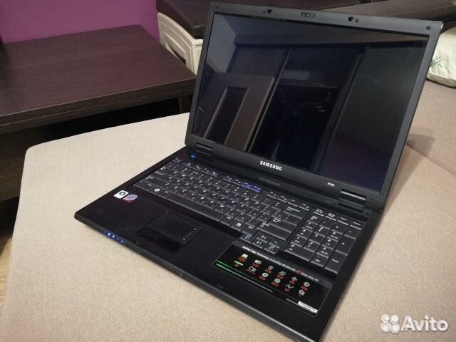 Ноутбук Samsung R700