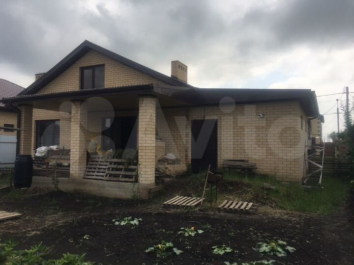 Коттедж 100 м² на участке 7 сот.