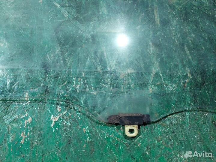 Стекло двери передней R L200/4 mitsubishi L200 (2006-2015)