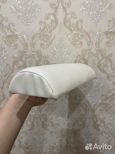 Подушка маникюрная