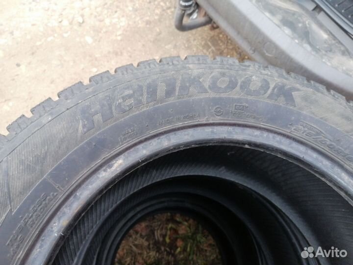 Hankook Winter Radial W400 215/60 R16