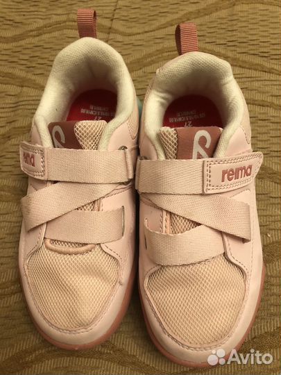 Кроссовки для девочки