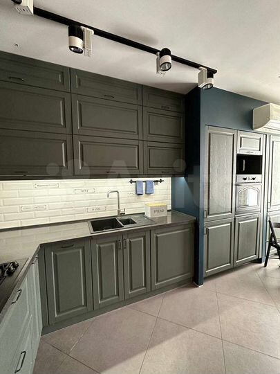 2-к. квартира, 70 м², 8/12 эт.