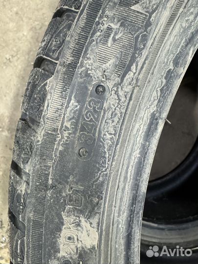 Triangle Snowlink TWT02 275/35 R20 102V