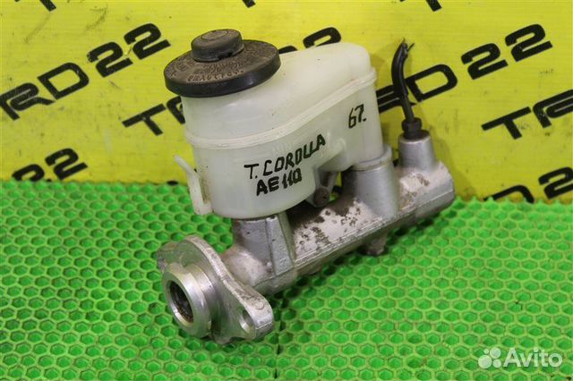 Главный тормозной цилиндр Toyota Corolla AE110