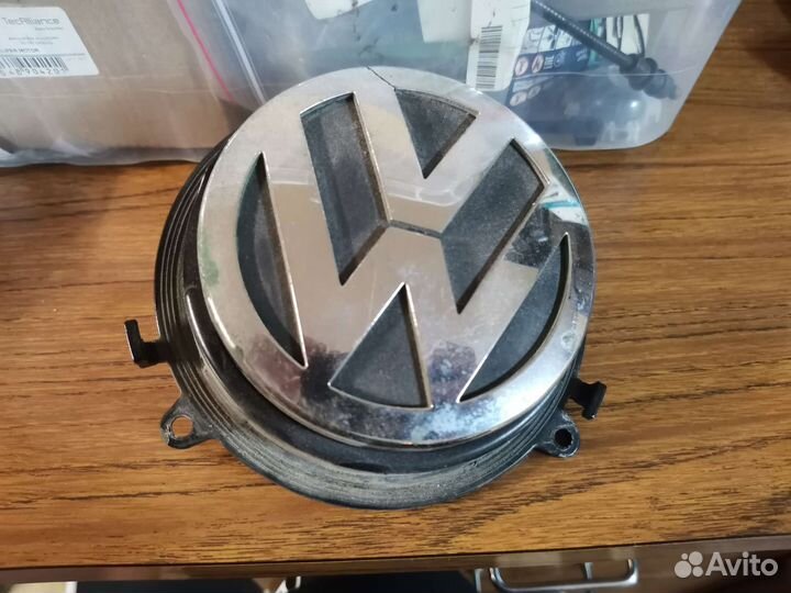 Кнопка открывания багажника passat B6