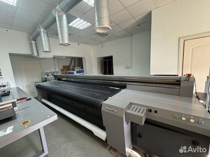 Широкоформатный уф принтер Hand TOP 3,2 метра