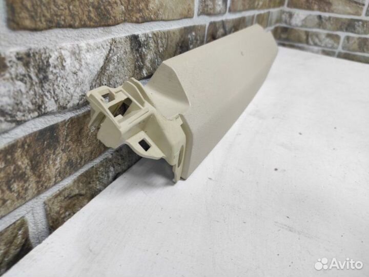 Накладка сиденья правая Bmw 5-Series G30 2017