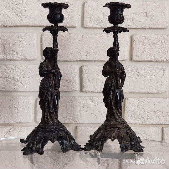 Парные подсвечники XIX век Франция. Бронза
