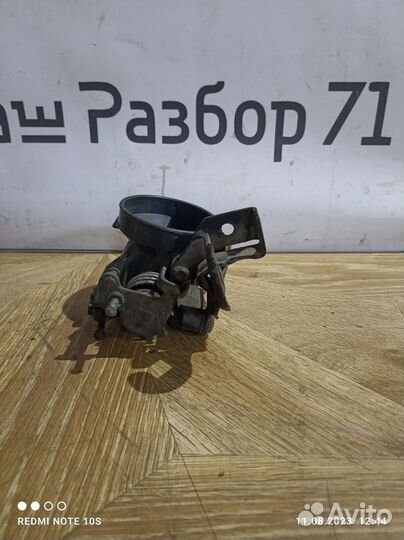 Заслонка дроссельная механическая Ford Focus I (19