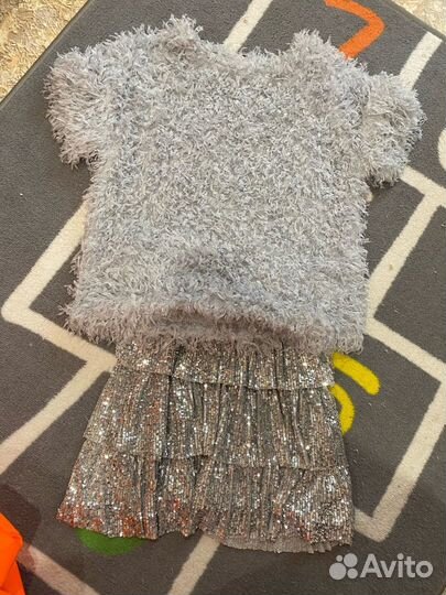 Костюм Zara (юбка + блузка)