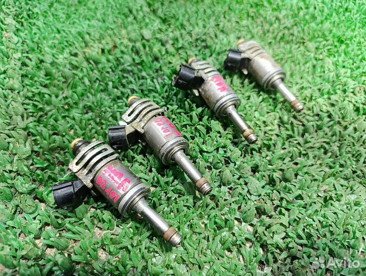 Форсунка топливная Lexus RX300