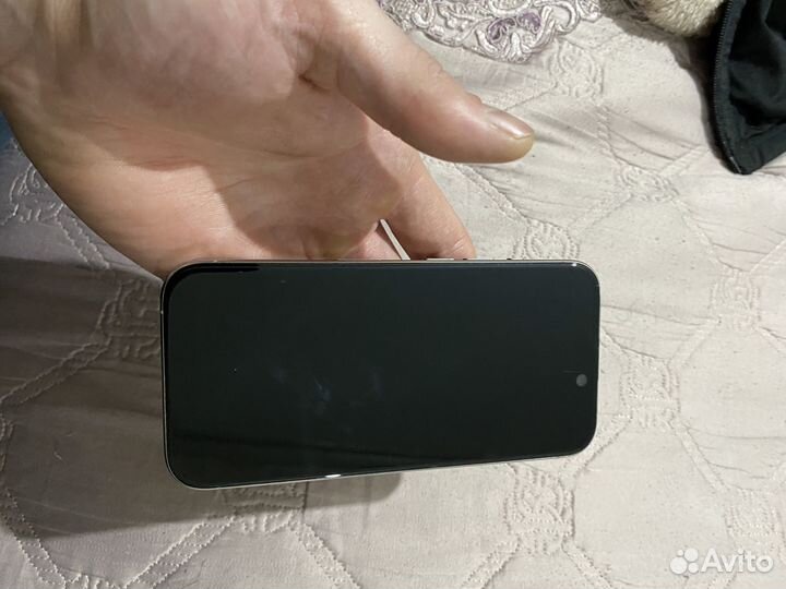 iPhone 15 Pro, 256 ГБ