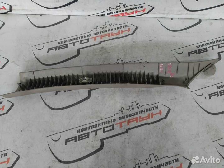 Накладка на стойку кузова nissan sunny B15 FB15 FNB15 JB15 QB15 SB15 передняя правая