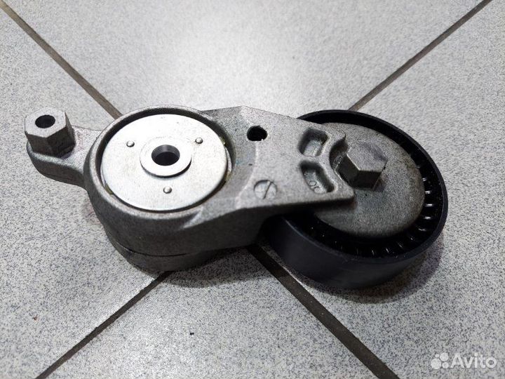 Натяжитель Toyota Harrier AVU65-0028375 2AR-FXE