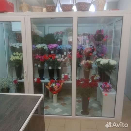 Продаю готовый бизнес-цветочный магазин