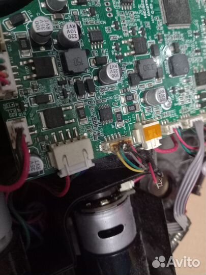 Робот пылесос ilife a4