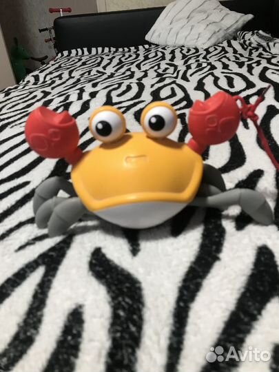 Игрушка краб бегающий плавающий