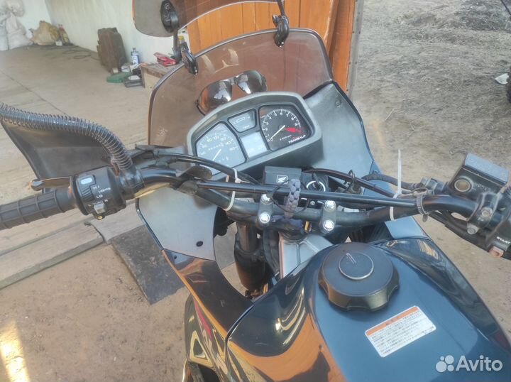 Honda transalp 400